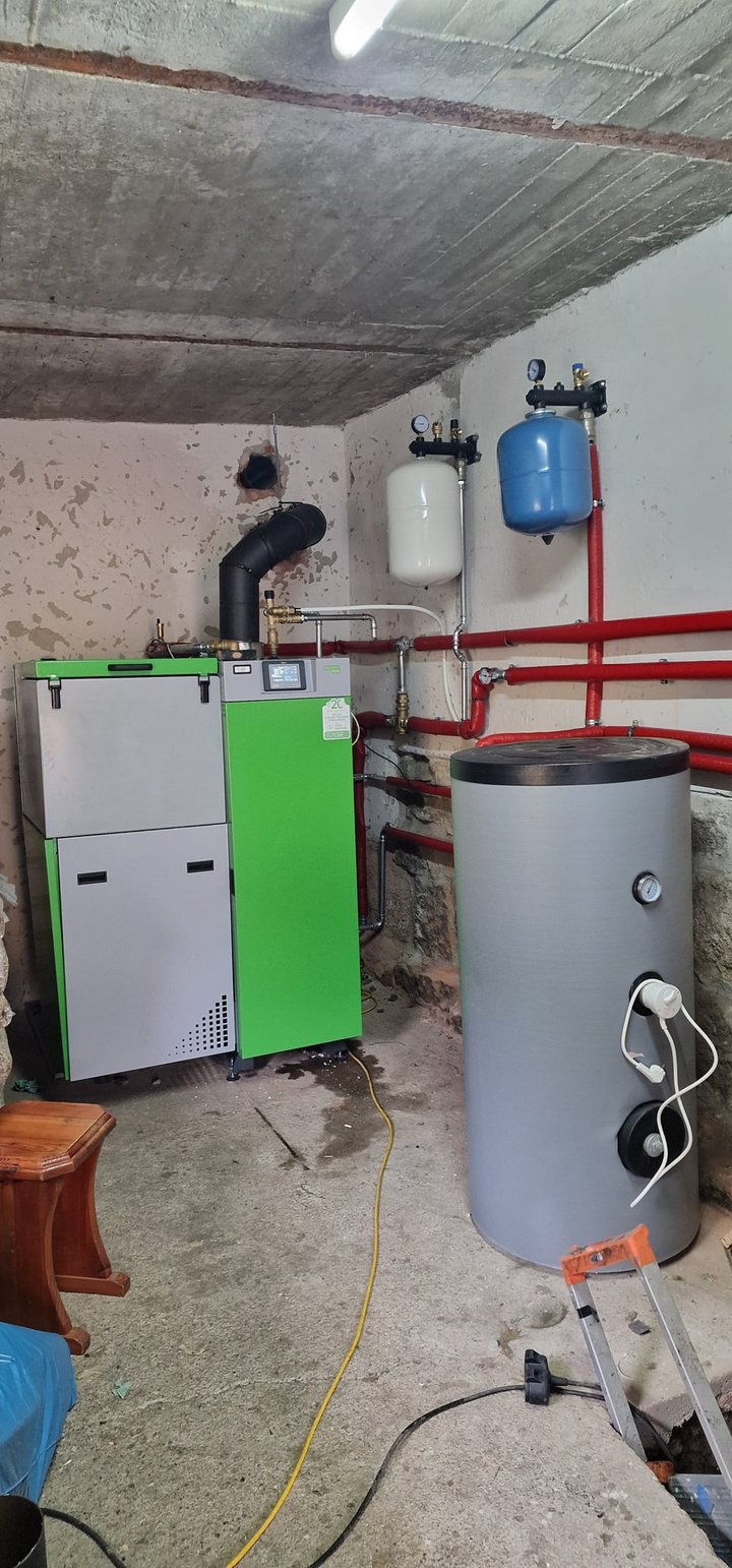 Kocioł na pellet podłączony do instalacji C.O.